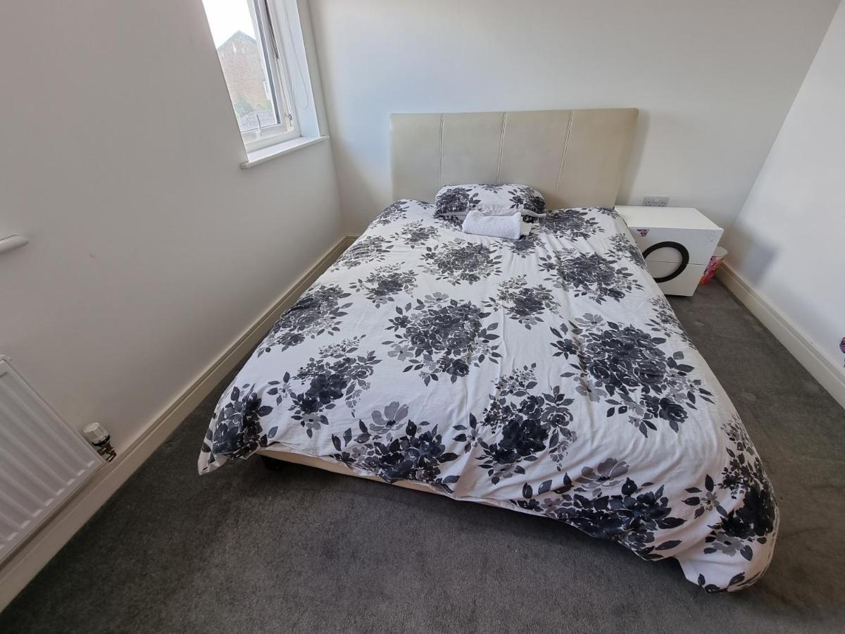 Kingsize Room Close To The A30 Camborne Pool ภายนอก รูปภาพ