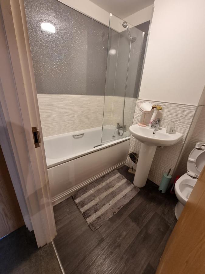 Kingsize Room Close To The A30 Camborne Pool ภายนอก รูปภาพ