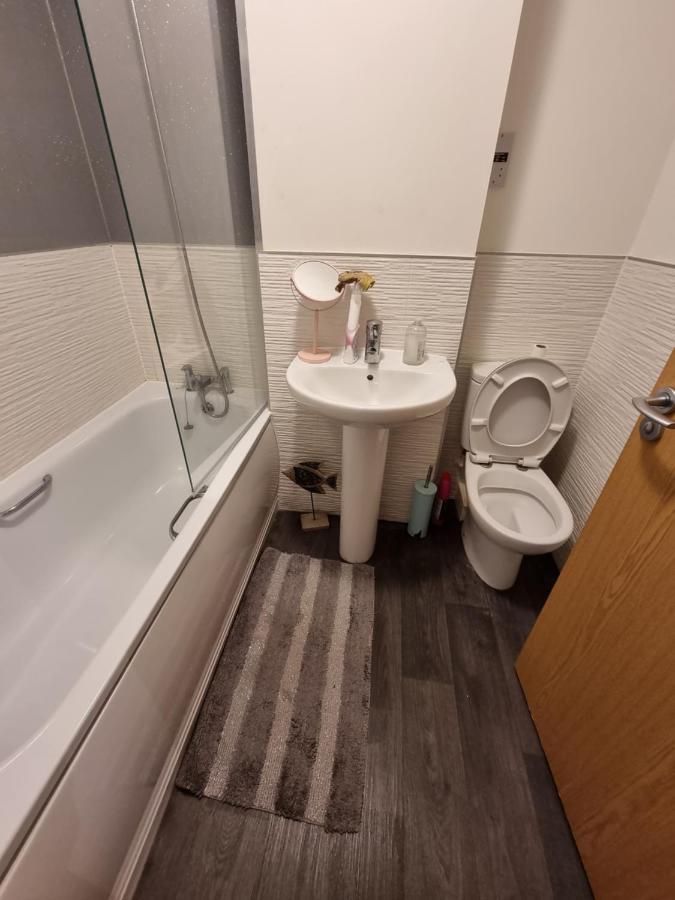 Kingsize Room Close To The A30 Camborne Pool ภายนอก รูปภาพ